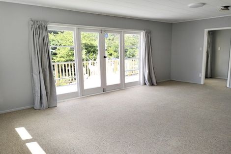 Photo of property in 15 Manor Drive, Stokes Valley, Lower Hutt, 5019