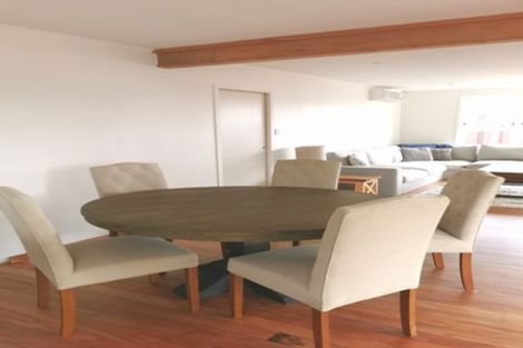 Photo of property in 58 Heath Street, St Andrews, Hamilton, 3200