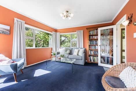 Photo of property in 121 Park Road, Belmont, Lower Hutt, 5010