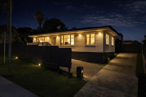 Photo of property in 53a Sylvan Crescent, Te Atatu South, Auckland, 0610