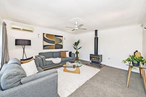 Photo of property in 15 Middlepark Road, Sockburn, Christchurch, 8042
