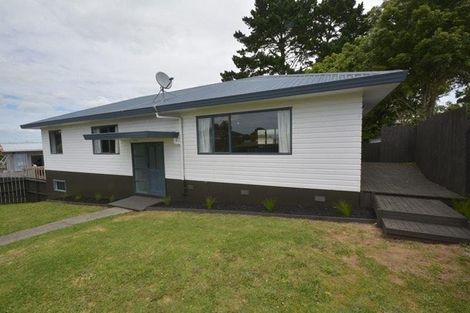 Photo of property in 13 Volante Avenue, Wattle Downs, Auckland, 2103