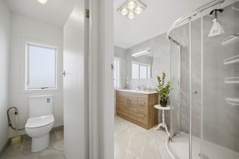 Photo of property in 108 Coronation Road, Hillcrest, Auckland, 0627