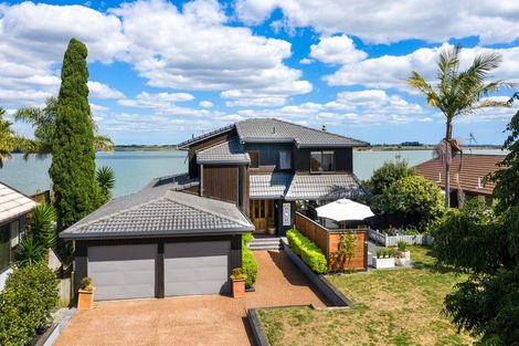 Photo of property in 33 St Annes Crescent, Wattle Downs, Auckland, 2103