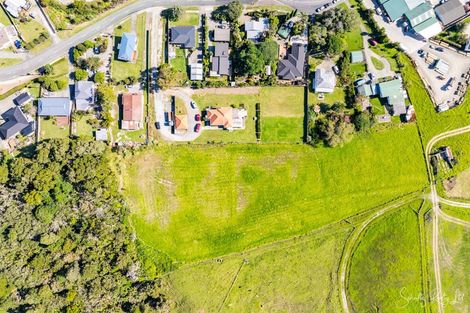 Photo of property in 6 Whaka Street, Maungaturoto, 0520