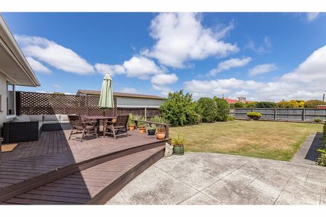 Photo of property in 63 Epsom Road, Sockburn, Christchurch, 8042