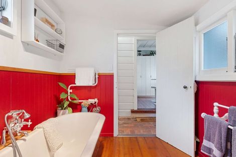 Photo of property in 436 Aberdeen Road, Gisborne, 4010