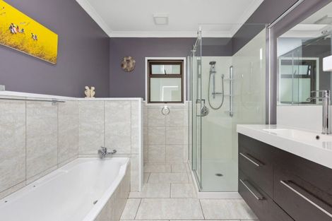 Photo of property in 128 Freyberg Avenue, Tamatea, Napier, 4112