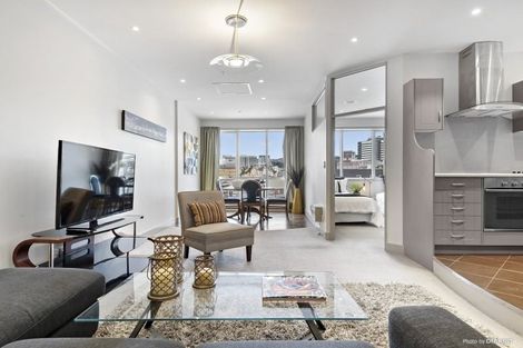 Photo of property in Stadium Garden Flats, 316/107 Thorndon Quay, Pipitea, Wellington, 6011