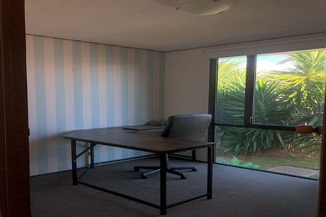 Photo of property in 5 Longstead Avenue, Papamoa Beach, Papamoa, 3118