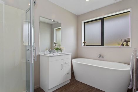 Photo of property in 75 Willowside Place, Amberley, 7410