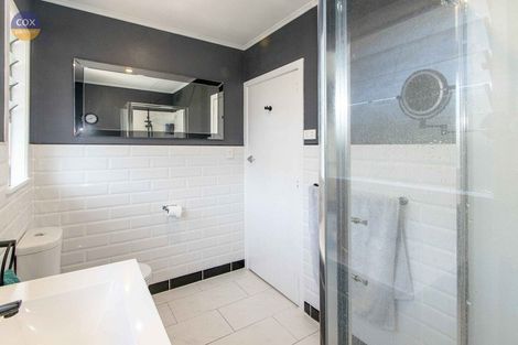 Photo of property in 2/608 Heretaunga Street East, Parkvale, Hastings, 4122