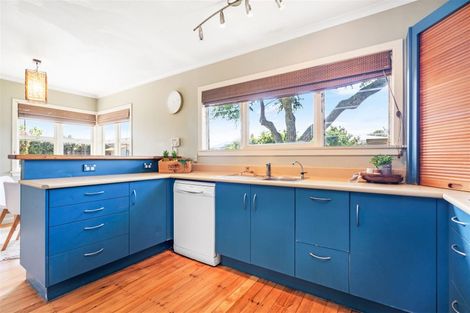 Photo of property in 17 George Point Road, Onerahi, Whangarei, 0110