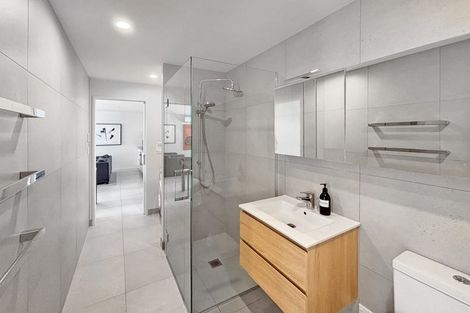 Photo of property in 1f Herbert Street, Hauraki, Auckland, 0622