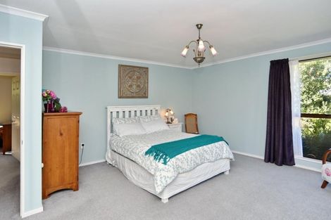 Photo of property in 1 Lacy Gate Place, Woodend, 7610