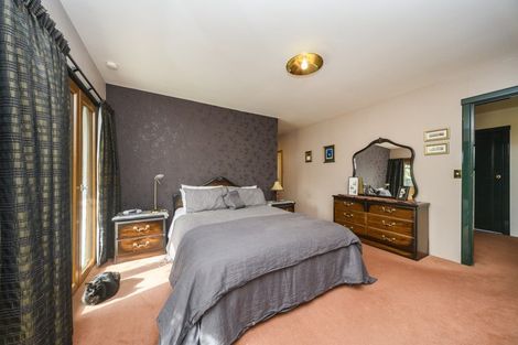 Photo of property in 1 Strachan Way, Highbury, Palmerston North, 4412