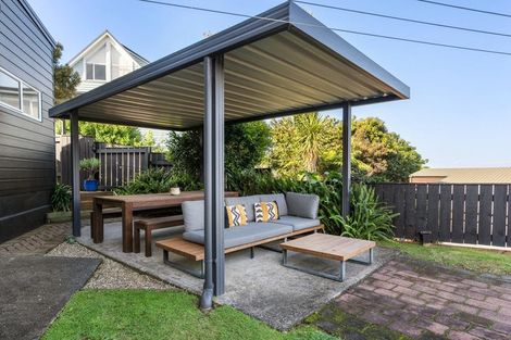 Photo of property in 127 Bruce Wallace Place, Whangamata, 3620