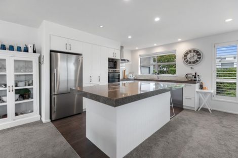 Photo of property in 22 Oceania Sands Way, Papamoa Beach, Papamoa, 3118