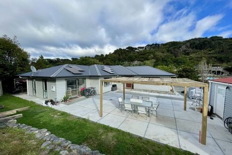 Photo of property in 110 Hair Street, Wainuiomata, Lower Hutt, 5014