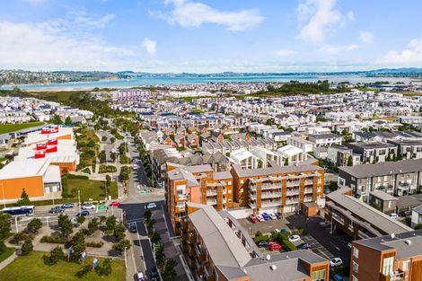 Photo of property in 203/160b Hobsonville Point Road, Hobsonville, Auckland, 0616