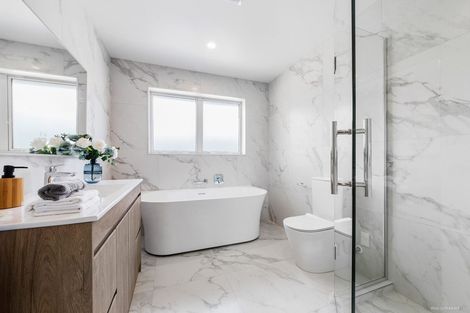 Photo of property in 25 Reserva Crescent, Kumeu, 0810