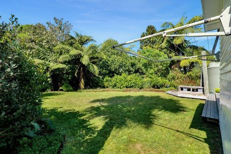 Photo of property in 40 Turakina Street, Merrilands, New Plymouth, 4312