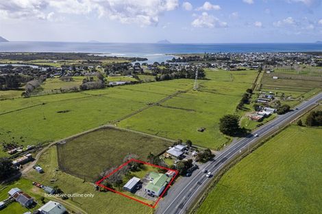 Photo of property in 2725 State Highway 1, Ruakaka, Whangarei, 0171