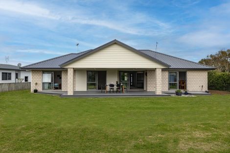 Photo of property in 9 Mylindas Road, Whakatiwai, Miranda, 2473