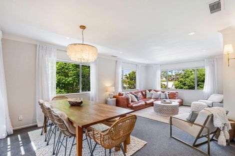 Photo of property in 4 Brandon Road, Manly, Whangaparaoa, 0930