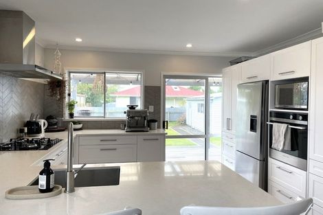 Photo of property in 60 Douglas Mclean Avenue, Marewa, Napier, 4110