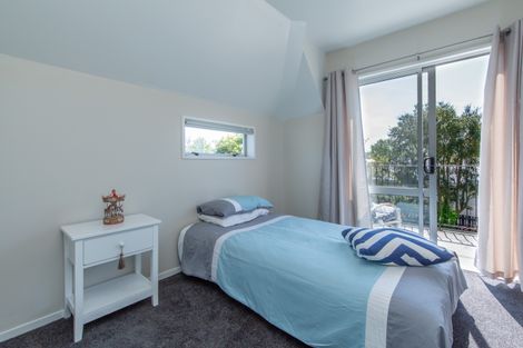 Photo of property in 1/14a Kruse Place, Redwood, Christchurch, 8051