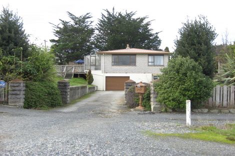 Photo of property in 49 Peel Street, Lawrence, 9532