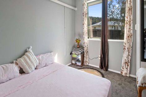 Photo of property in 9a Puweto Street, Selwyn Heights, Rotorua, 3015