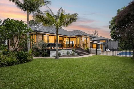 Photo of property in 35 Rock Isle Road, Torbay, Auckland, 0630