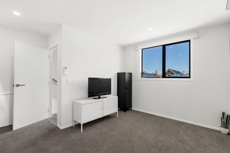 Photo of property in 31 Muster Road, Jacks Point, 9371