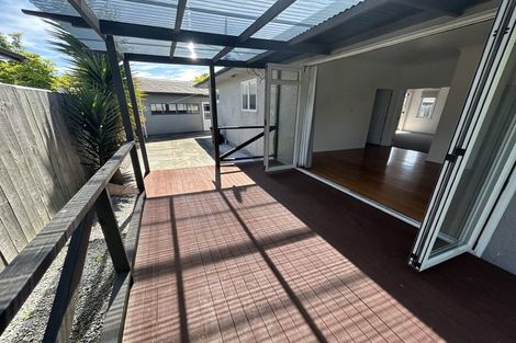 Photo of property in 17 Anzac Avenue, Onekawa, Napier, 4110