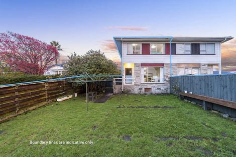 Photo of property in 2/43 Rimu Street, New Lynn, Auckland, 0600