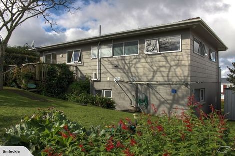 Photo of property in 30 Chatswood Grove, Chatswood, Auckland, 0626