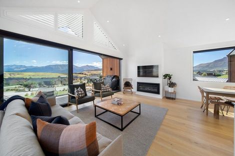 Photo of property in 3a Glenelg Lane, Jacks Point, 9371