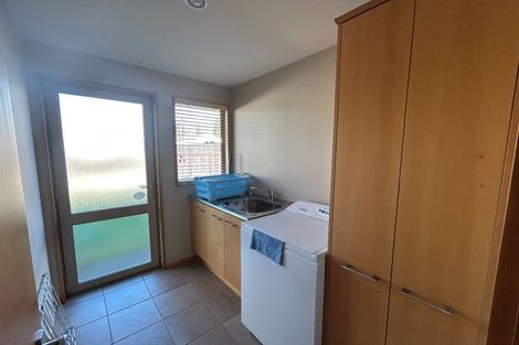 Photo of property in 142 Warren Street, Wanaka, 9305