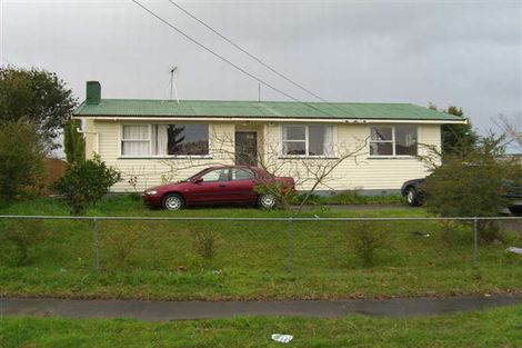 Photo of property in 32 Antrim Crescent, Otara, Auckland, 2023