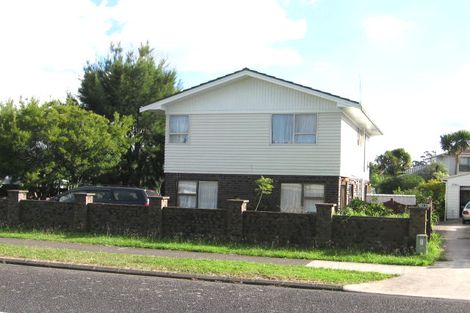 Photo of property in 16 Wycherley Drive, Bucklands Beach, Auckland, 2014