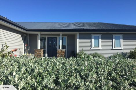 Photo of property in 8 Memorial Drive, Motueka, 7120