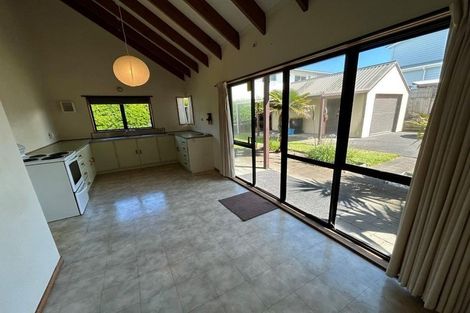 Photo of property in 698b Papamoa Beach Road, Papamoa Beach, Papamoa, 3118