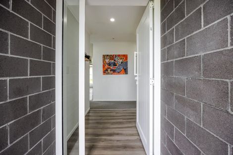 Photo of property in 42 County Drive, Hawera, 4610