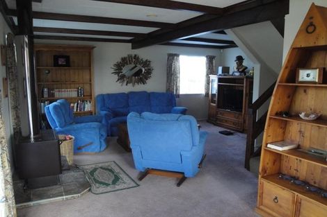 Photo of property in 168 Tutere Street, Waikanae Beach, Waikanae, 5036