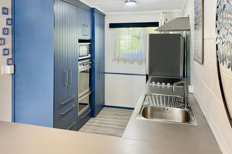 Photo of property in 79a Blue Pacific Parade, Riversdale Beach, Masterton, 5872