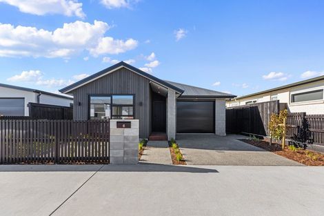 Photo of property in 6 Jersey Way, Papamoa, 3118
