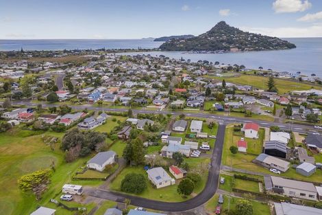 Photo of property in 5 Daphne Road, Tairua, 3508
