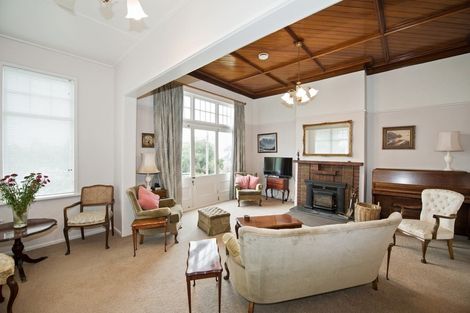 Photo of property in 39 Test Street, South Hill, Oamaru, 9400